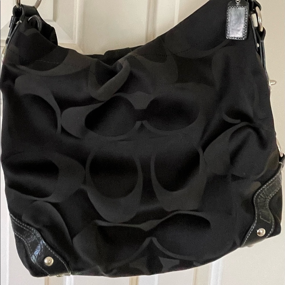 COACH Ladies Shoulder Bag